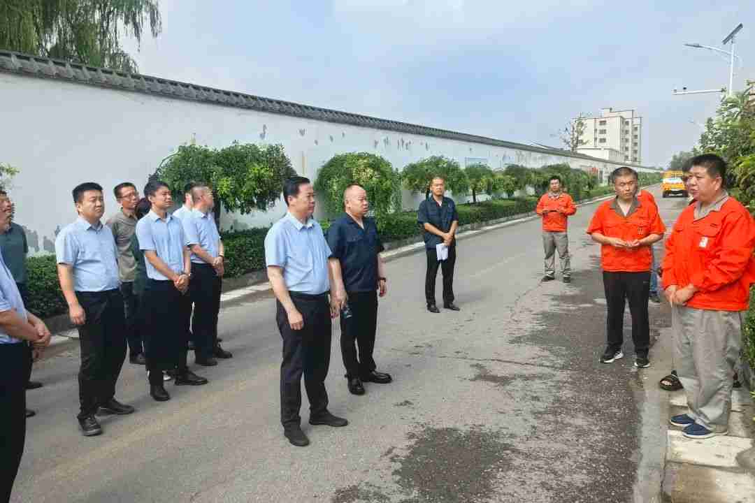 淄博市英国beat365官方网站入口中文版集团组织召开“气代煤”村居现场会暨上半年安全生产工作会议